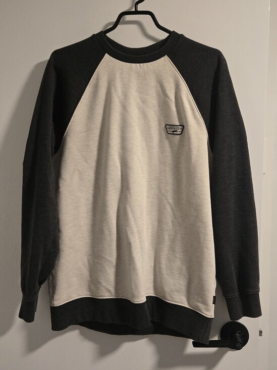 Vans Other - Vans Two-Tone Raglan Crewneck Sweater - Black & Cream